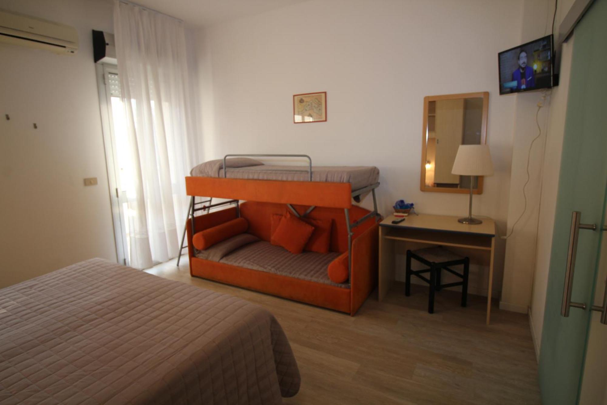 Hotel Firenze Каорле Екстер'єр фото