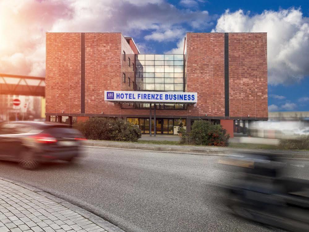 Hotel Firenze Каорле Екстер'єр фото