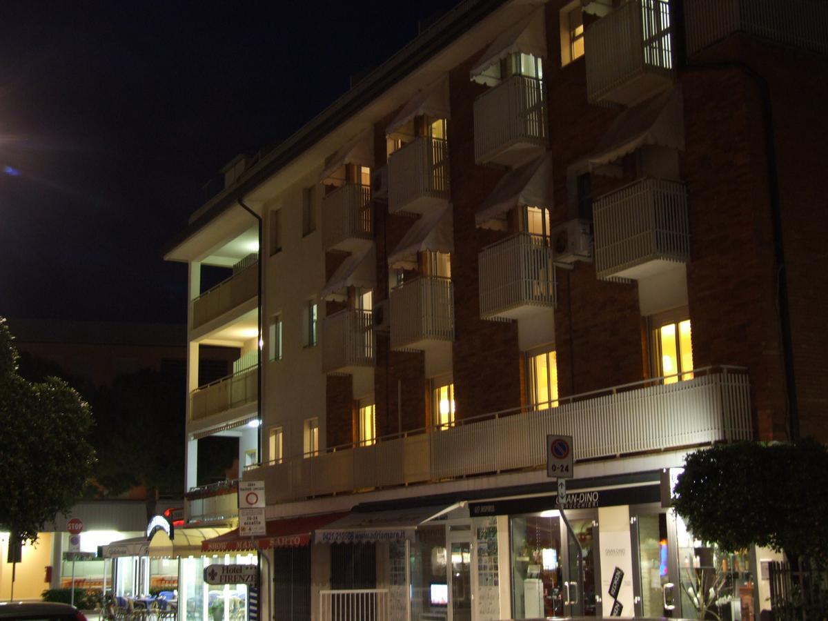 Hotel Firenze Каорле Екстер'єр фото