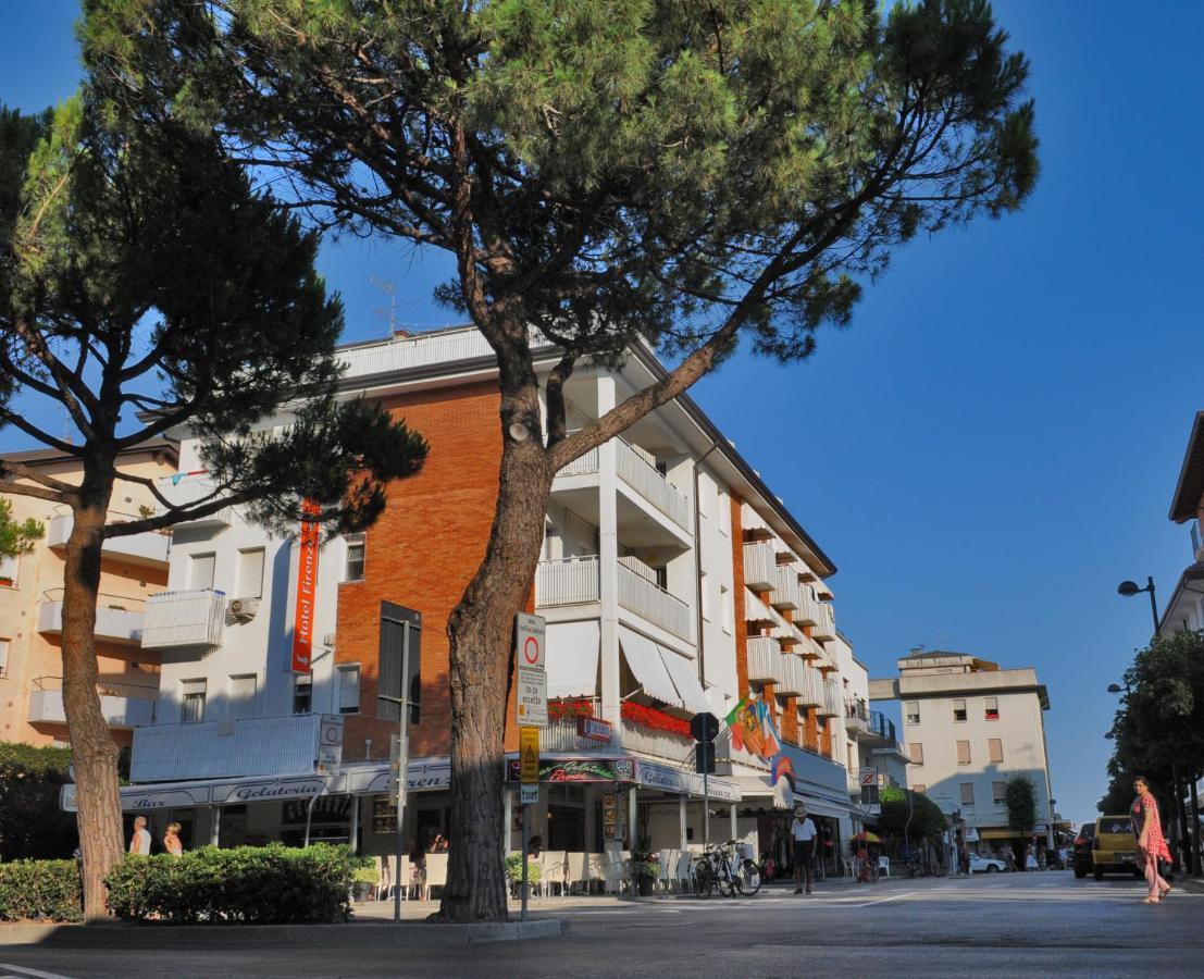 Hotel Firenze Каорле Екстер'єр фото
