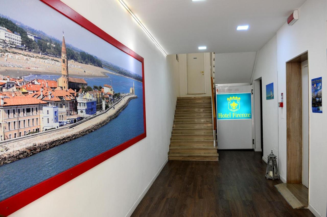 Hotel Firenze Каорле Екстер'єр фото